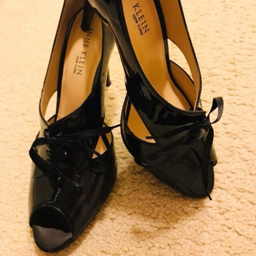 Anne Klein Women pumps
